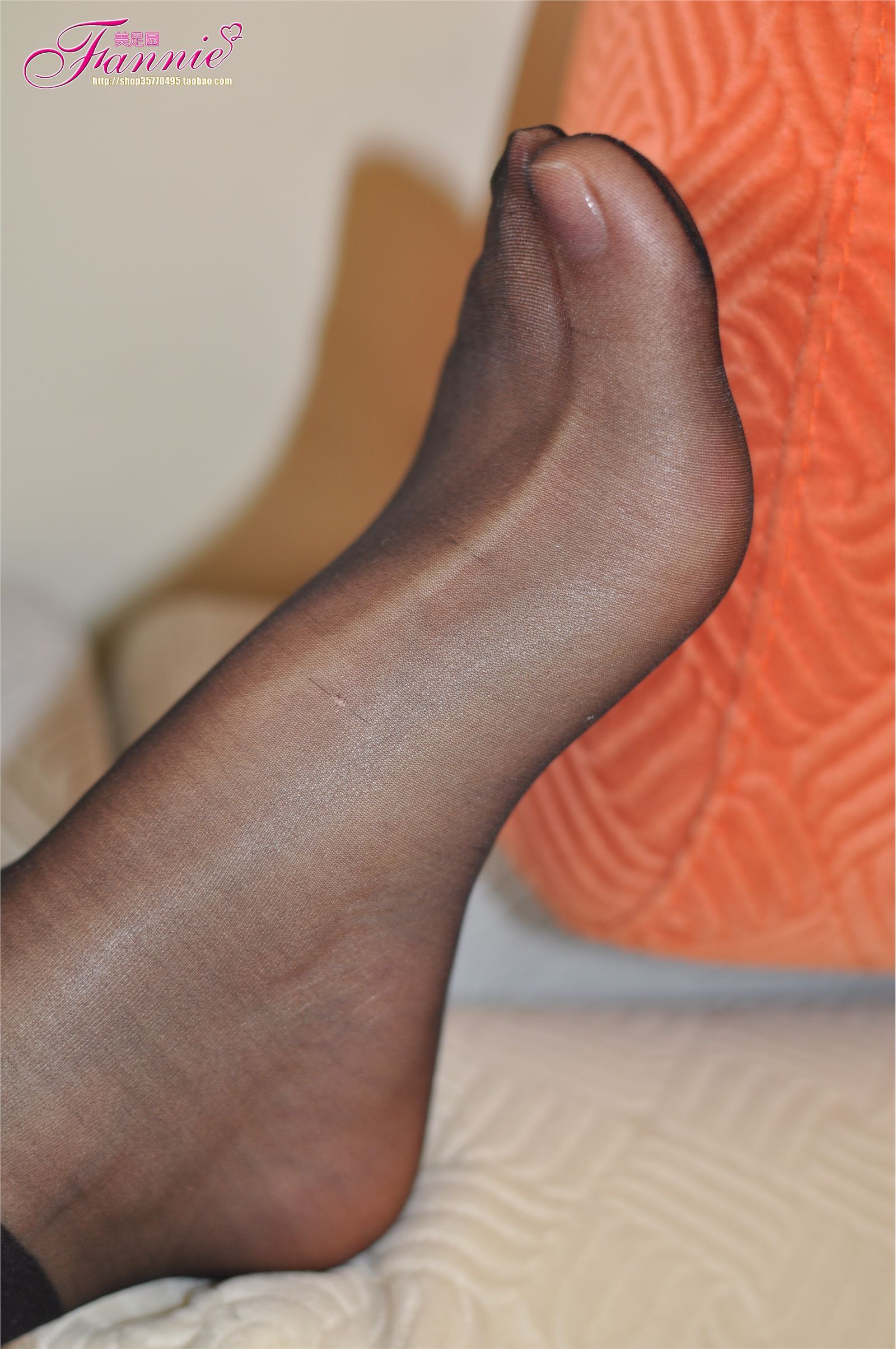 Fannie芬妮高清原图之黑丝特写NO.175